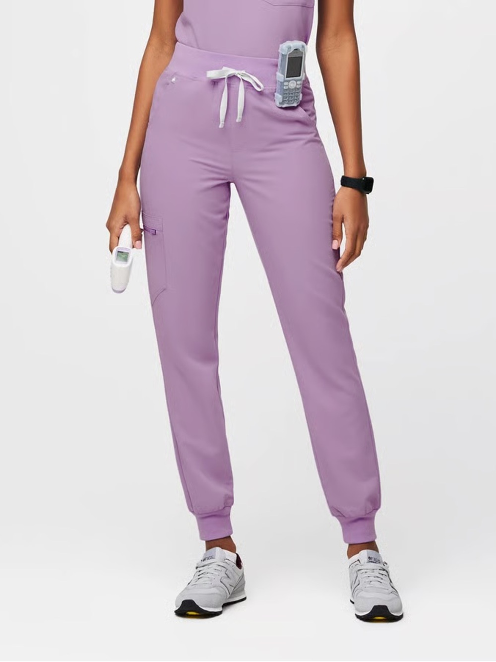 Figs Women's Jogger Scrub Pants in Lavender